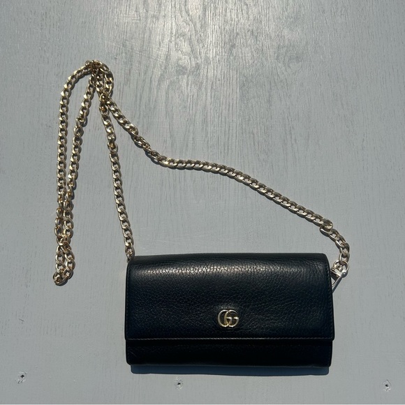 GUCCI GG Marmot Leather Continental Wallet w/ Chain - Picture 3 of 9
